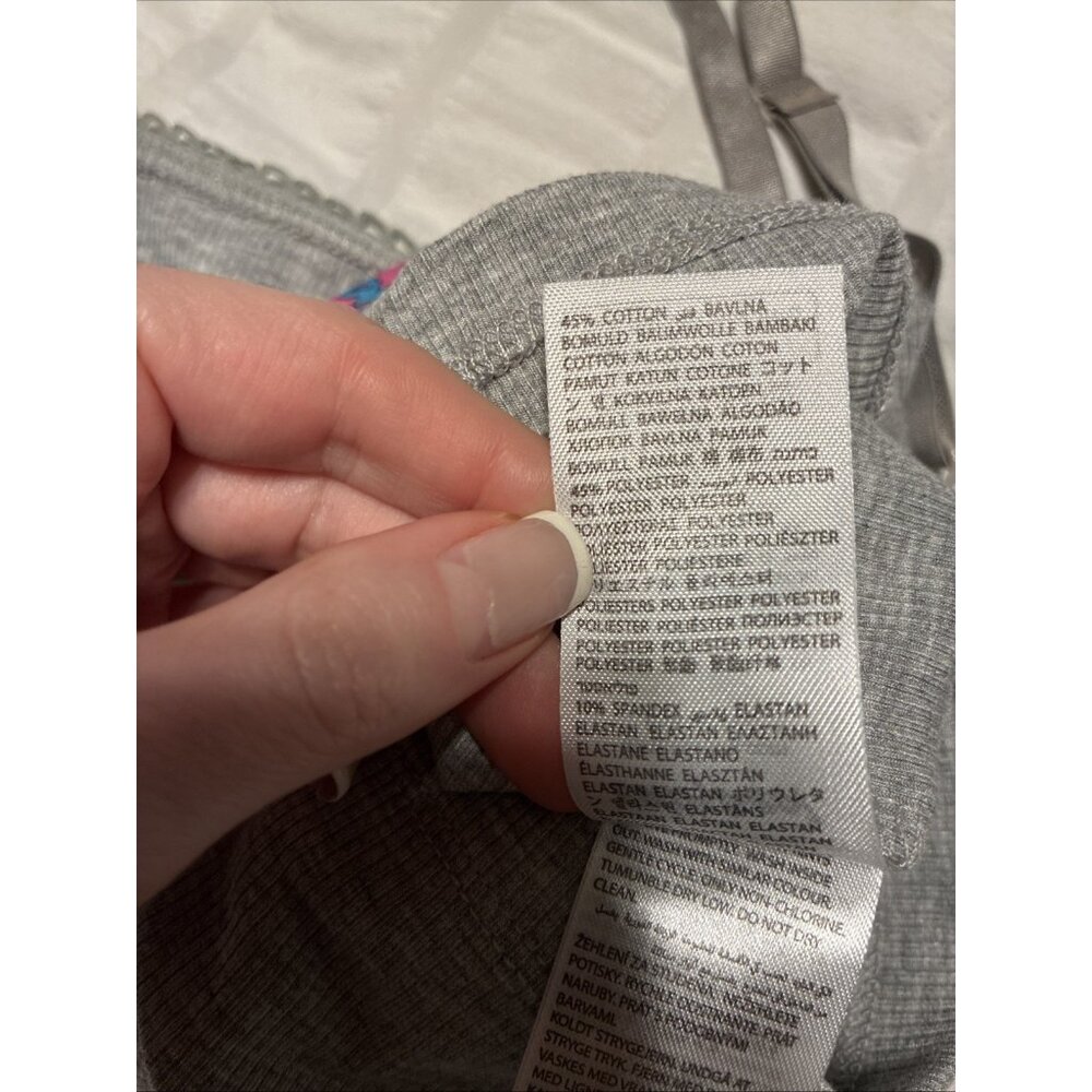 edikted Karlee gray ribbed rose Fitted cami Tank Top Xs - Picture 5 of 5